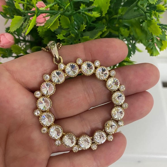 Long necklace - Picture 3 of 5